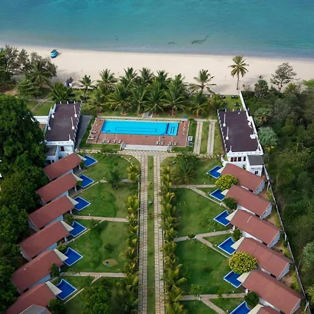 Uppuveli Beach By Dsk-3