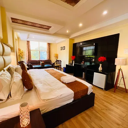 Reo Classic, Near Haridwar Railway Station & Bus Stand-3