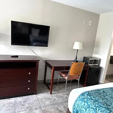 Shining Light Inn & Suites-3