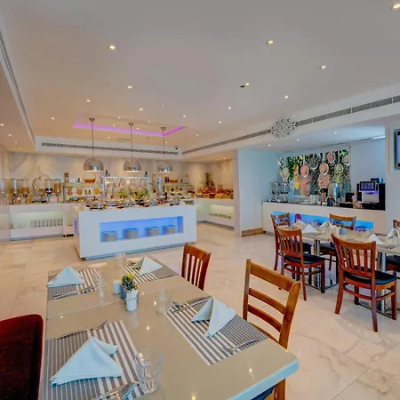 Hawthorn Suites By Wyndham Abu Dhabi City Center-2