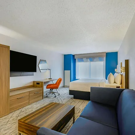 Holiday Inn Express & Suites Buffalo Airport By Ihg-2