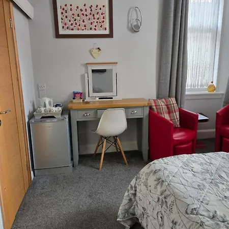 Ivanhoe Guest House-3