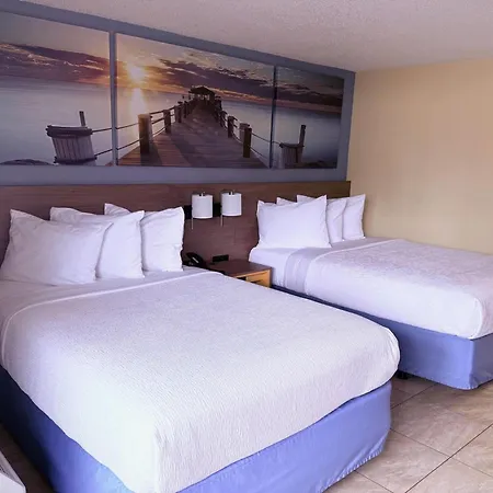Days Inn By Wyndham St. Petersburg / Tampa Bay Area-3