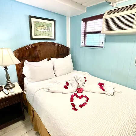The Pelican Key Largo Cottages-2