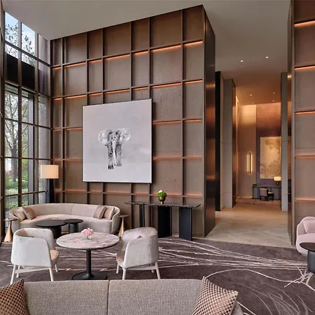 Conrad Shenzhen-2