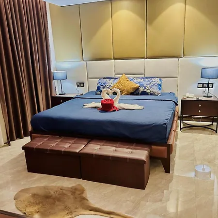 One Euphoria Prime Suite Hotel-2