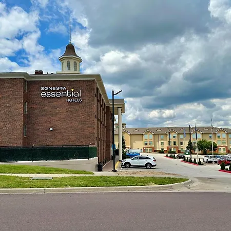 Sonesta Essential Hotels Overland Park-2