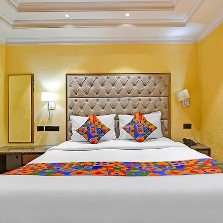 Fabhotel Gulshan International - Nr Peter Cat Park Street-3