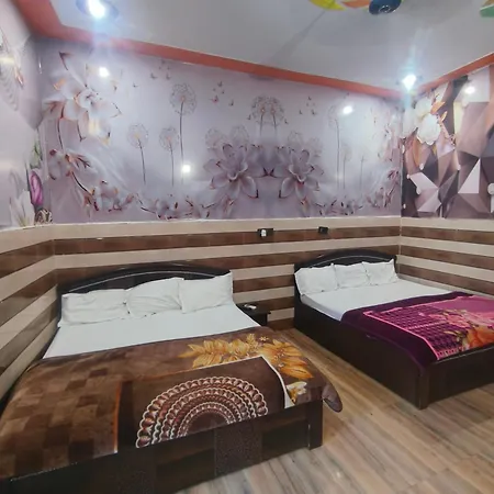 K D Dham Hotel - Near Prem Mandir & Iskcon Temple-3