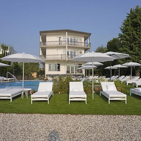 Hotel Unico By Dori-2