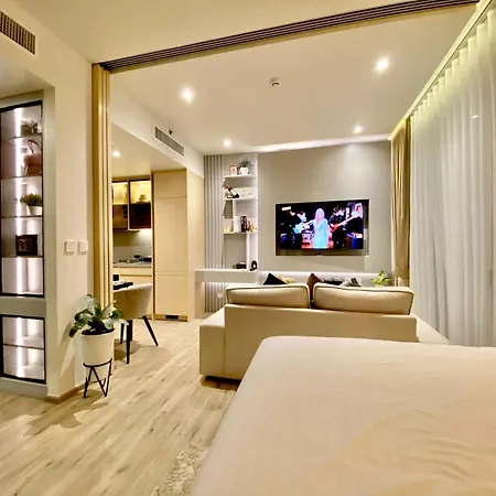 Arom Wongamat Pattaya-3