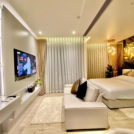 Arom Wongamat Pattaya-2
