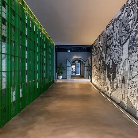 Moxy Shanghai Putuo-2