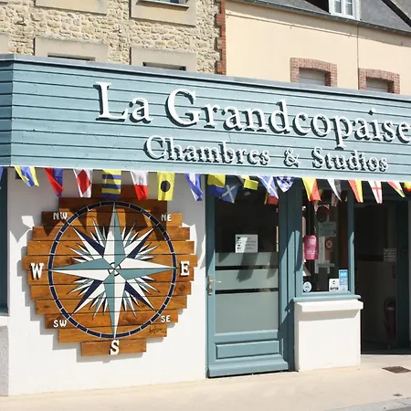 La Grandcopaise Chambres et Studios-2