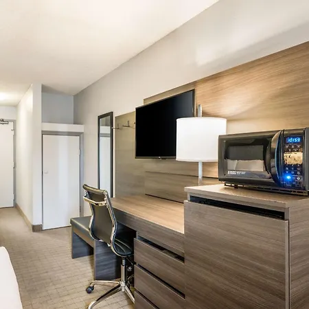 Surestay Hotel By Best Western Seatac Airport North-2