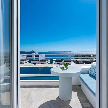 Flaskos Luxury Suites-3