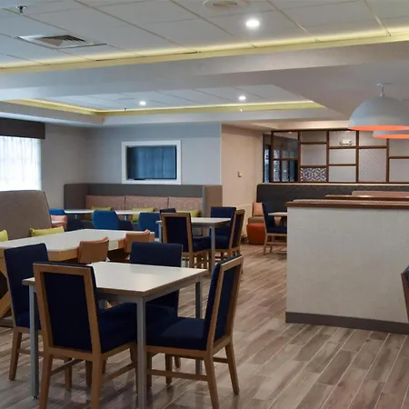 Hampton Inn Frankfort-3
