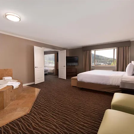 Prestige Radium Hot Springs Resort, Worldhotels Crafted-2