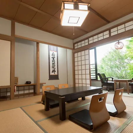 Miyajima Guest House Mikuniya-3