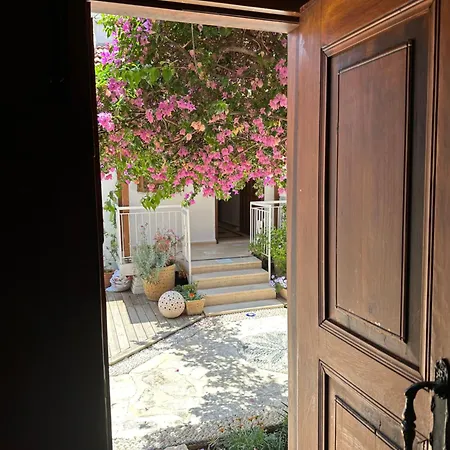 Courtyard Kalkan-2