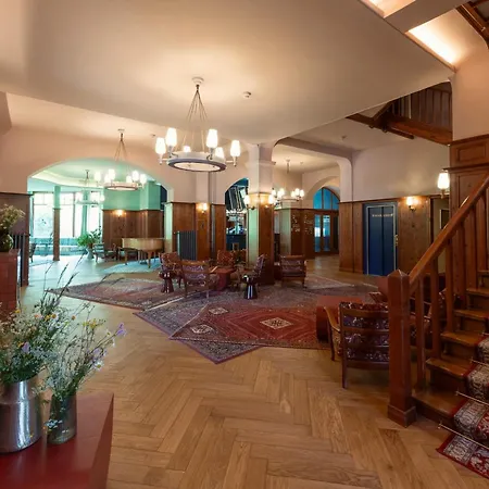 Boutique Hotel Engadinerhof - A Home For Generations-2