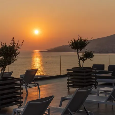 Glow Boutique Hotel & Suites-3
