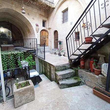 Sandık cave suites-3