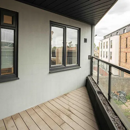 Se10 House-3