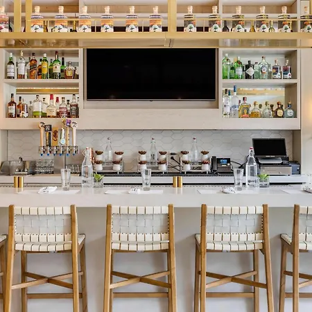 Cambria Hotel Calabasas - Malibu-3
