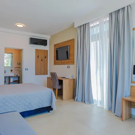 Maresole Beachfront Residence-3