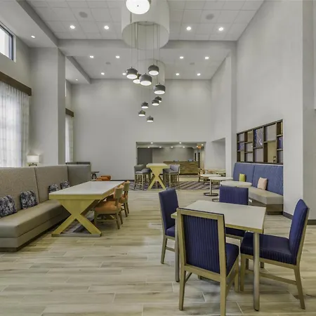 Hampton Inn & Suites By Hilton Decatur-3
