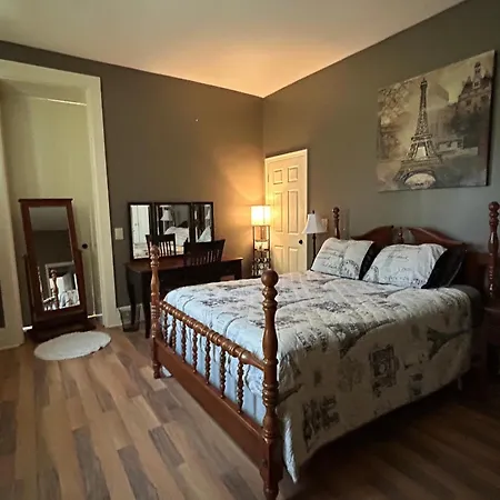 Graystone Manor-3
