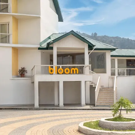 Bloom Boutique L Dal Lake-3