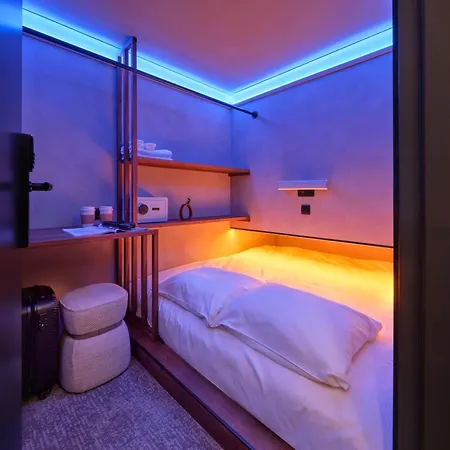 The Hyve Capsule Amsterdam-3