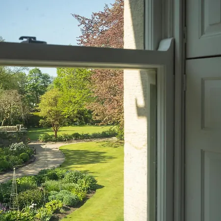 Outwood House-2