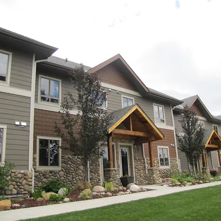 Elkwater Lake Lodge And Resort-2