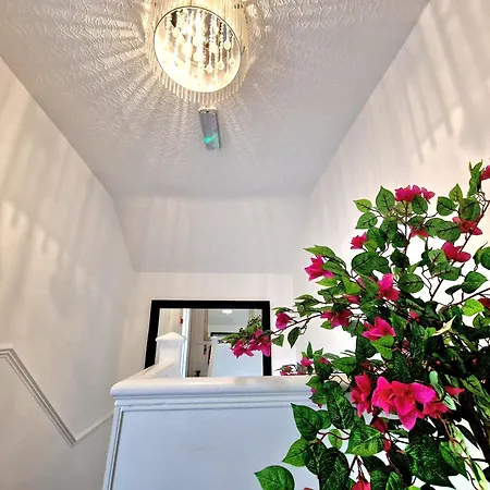Sweet Rose Guest House Room 1-3