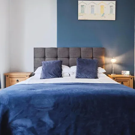 Rowcroft Lodge Guest House B&B-3