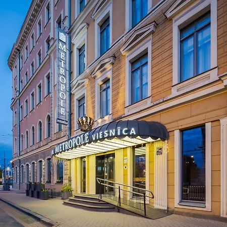 Eurostars Metropole-2