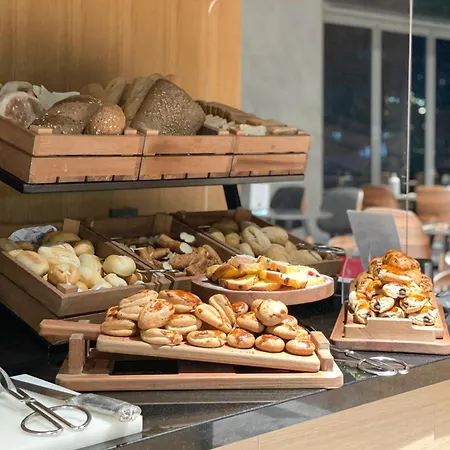 Four Points By Sheraton Istanbul Kagithane-2