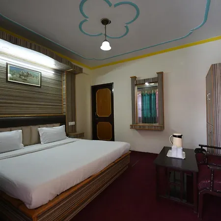 Hotel Vikrant Inn 100 Meters Walk To Mall Road-3
