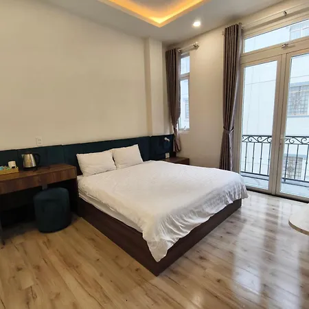The White Hotel-3