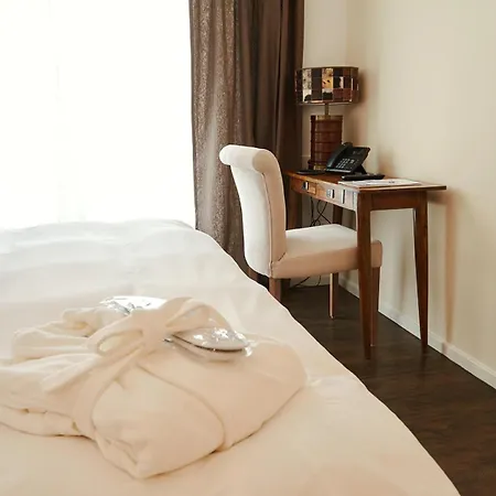 Boutique Hotel - Marienburg Monheim-3