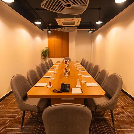 Clarks Inn Express Ayodhya-3