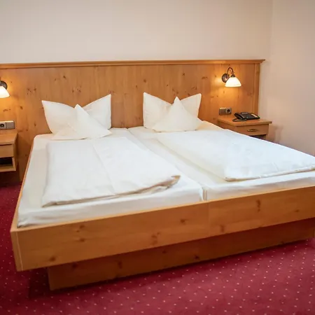 Hotel Luitpold Am See-3