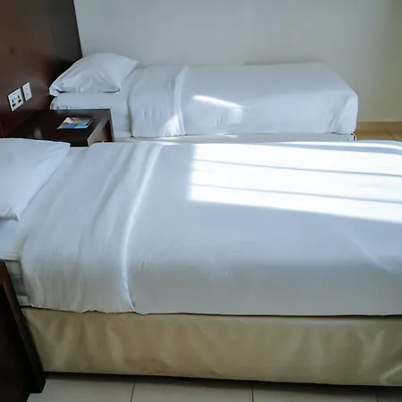 Mena Aparthotel Albarsha At The Mall-2