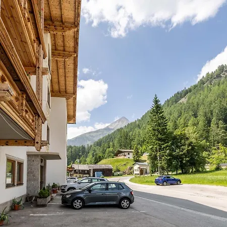 Hotel Kärntnerhof-3
