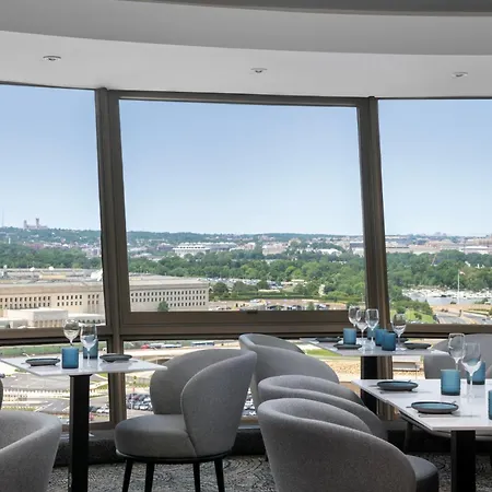Doubletree By Hilton Washington Dc - Crystal City-2