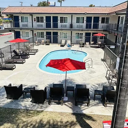Studio 6 Suites San Ysidro Ca San Diego South Bay-2