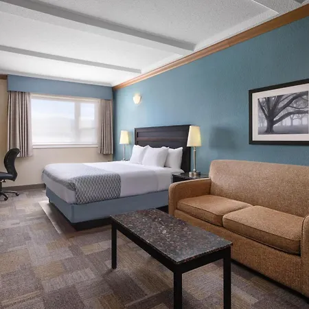 Best Western Plus Kamloops Hotel-2